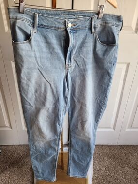 Old Navy Light Blue Women’s Skinny Jeans